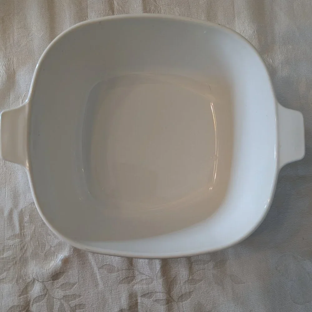 Corningware vintage casserole